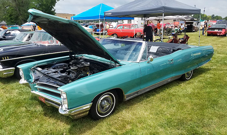 1966 Pontiac Bonneville convertible