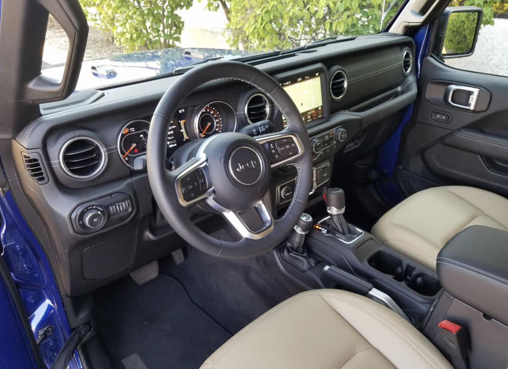 2019 Jeep Wrangler Unlimited Sahara The Daily Drive | Consumer Guide®