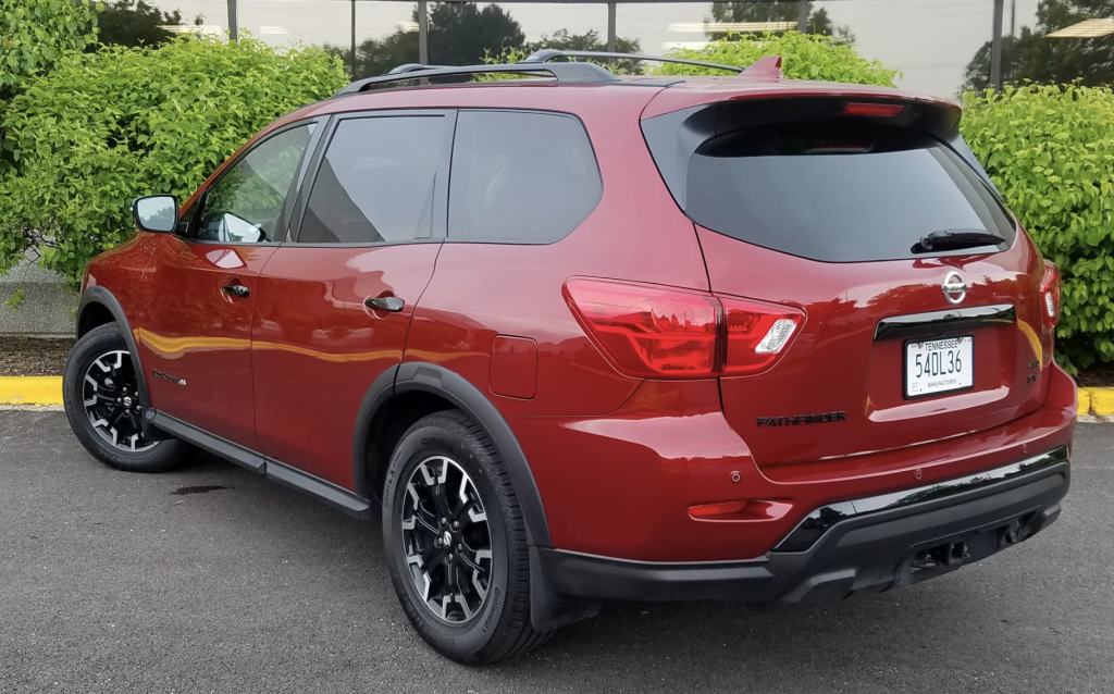 2019 Nissan Pathfinder Rock Creek Edition, Scarlet Ember