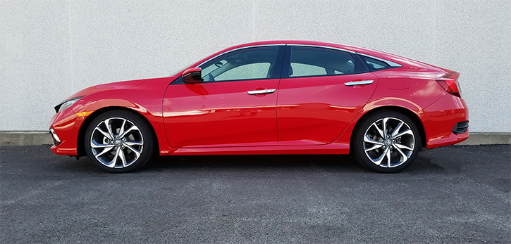 Honda Cvic in Rally Red, 2019 Honda Civic Touring