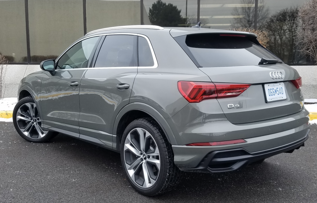 2019 Audi Q3 S Line