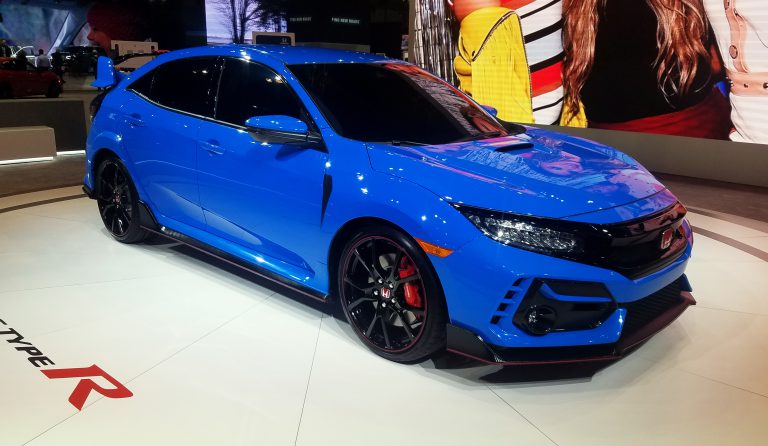 Local Color: Unusual Paint Hues at the 2020 Chicago Auto Show | The