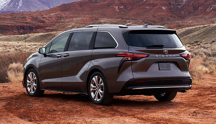 2021 Toyota Sienna Platinum