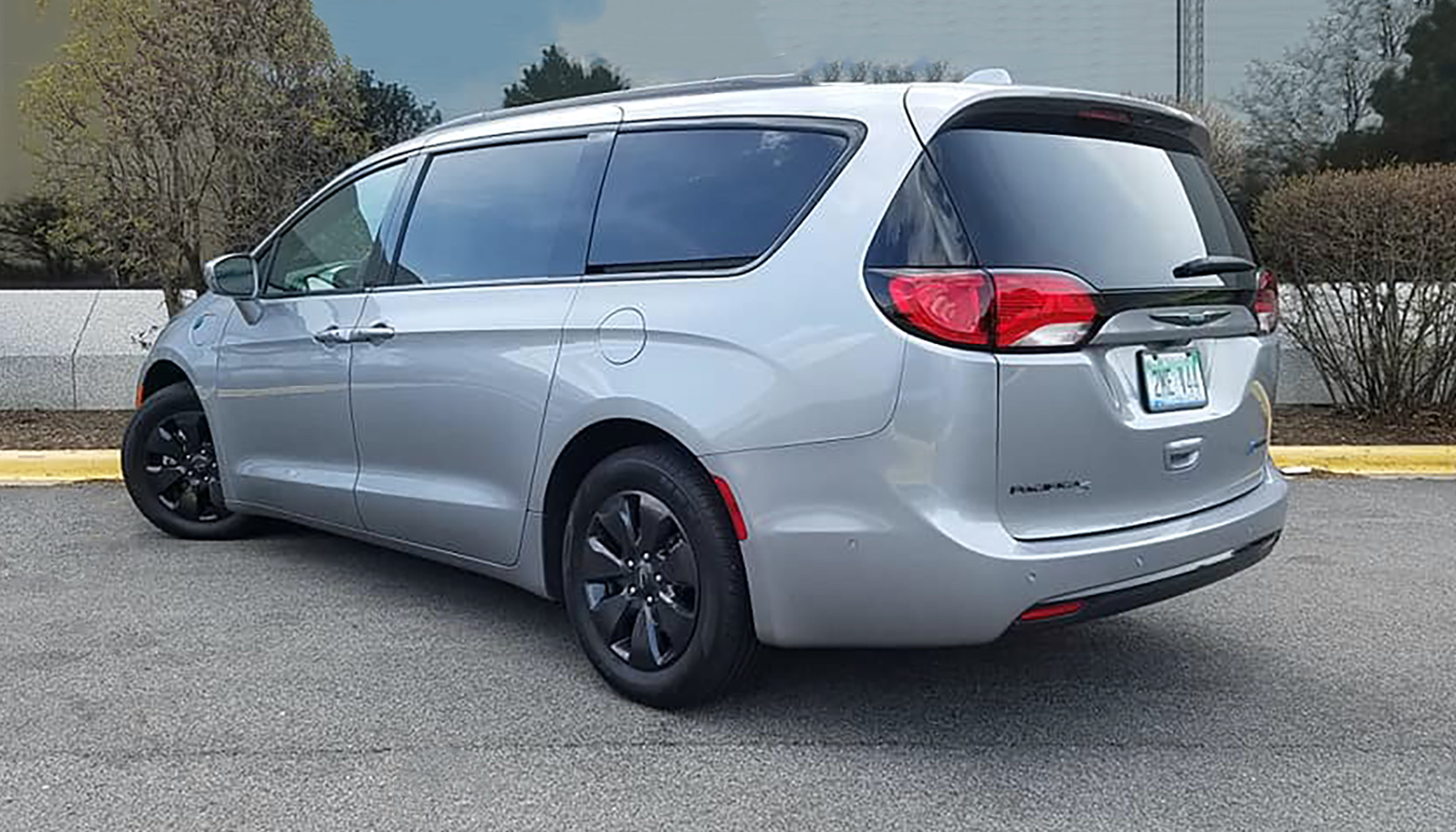 Quick Spin 2020 Chrysler Pacifica Hybrid Limited The Daily Drive