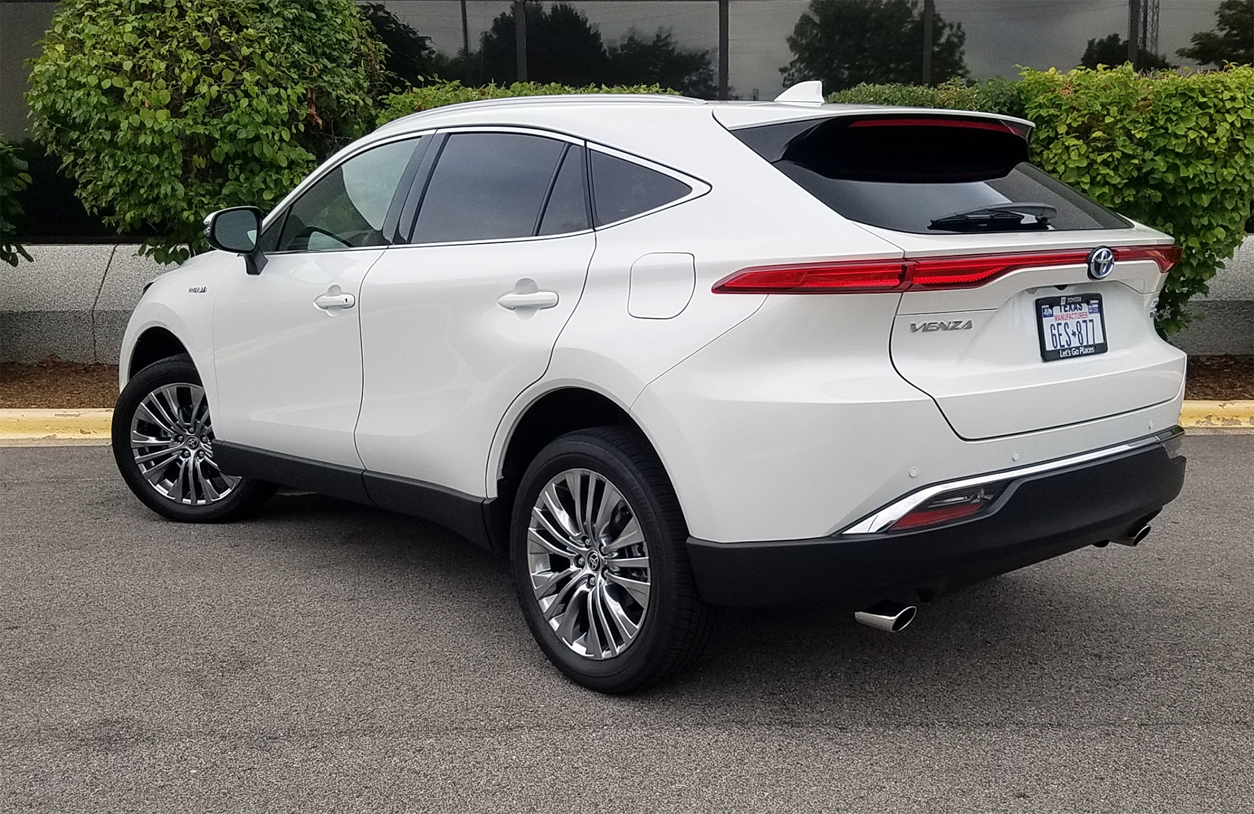 Test Drive: 2021 Toyota Venza XLE | The Daily Drive ...