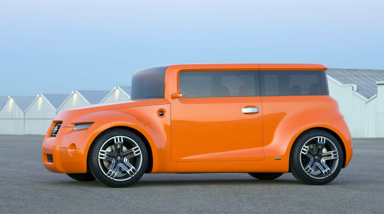 Scion hako coupe