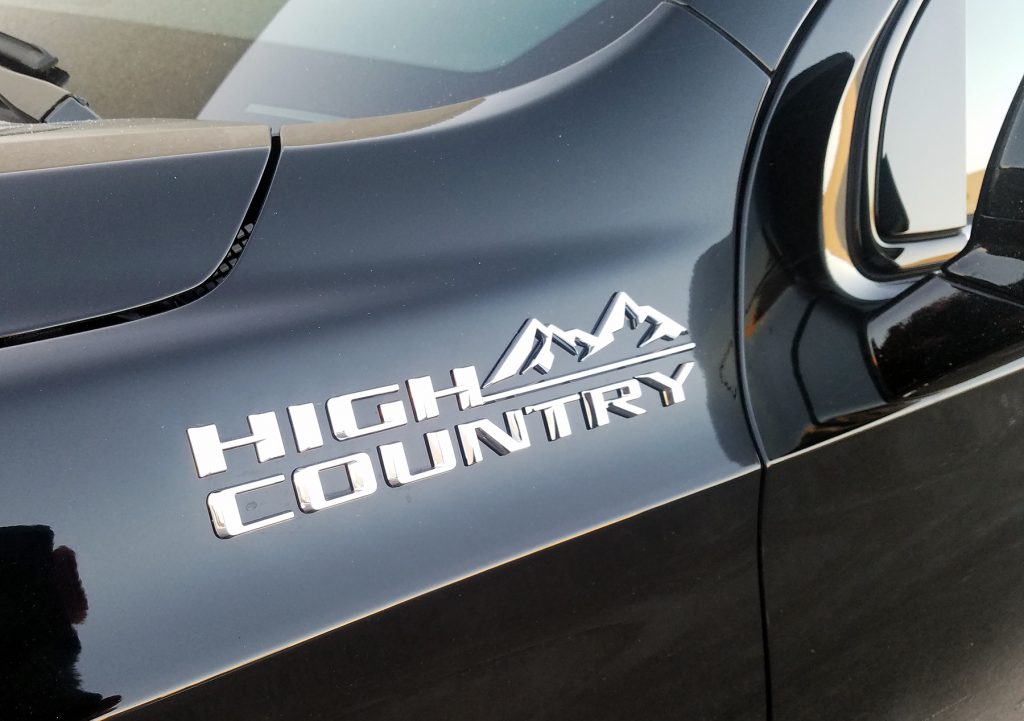 Chevrolet Suburban High Country
