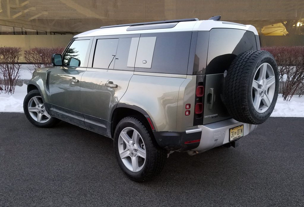 Land Rover Defender 110 SE, Pangea Green