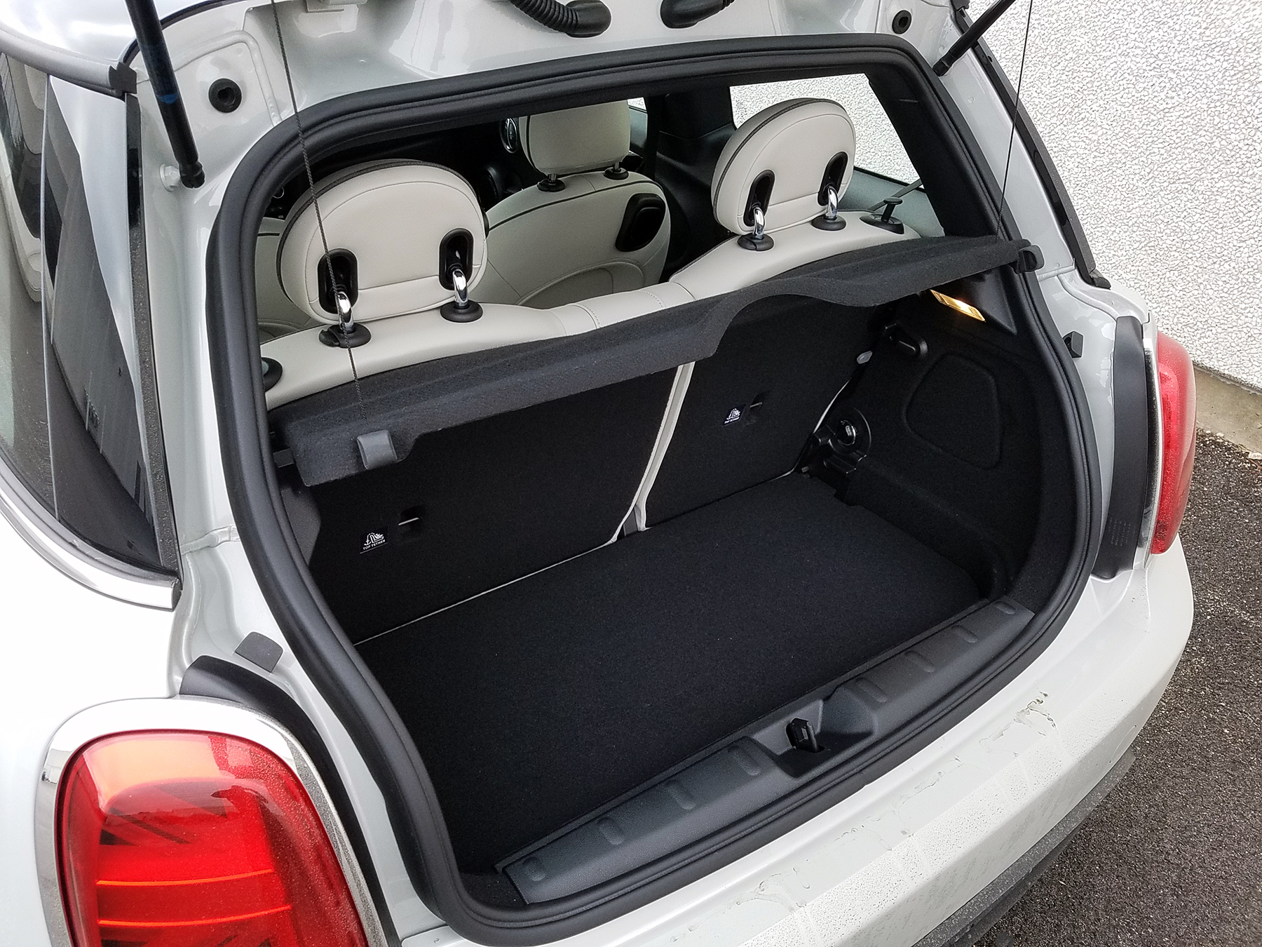 Quick Spin 2020 Mini Cooper SE Hardtop The Daily Drive Consumer Guide 