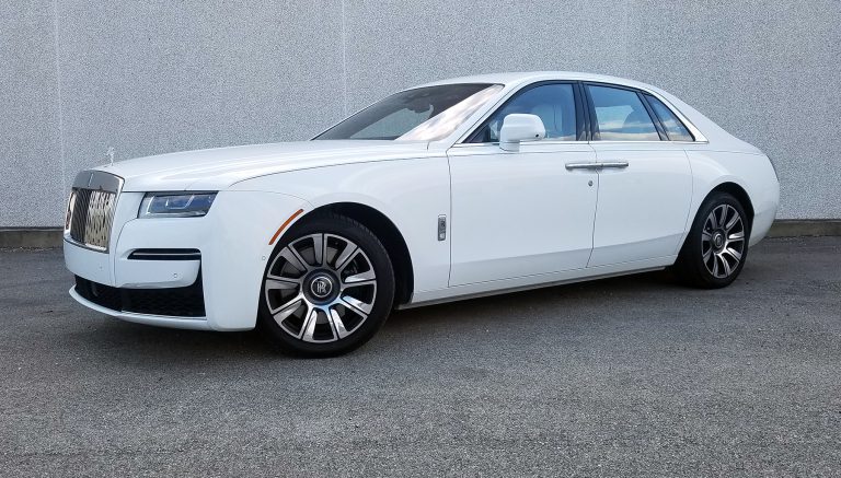 Test Drive: 2021 Rolls-Royce Ghost | The Daily Drive | Consumer Guide ...