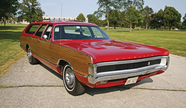 Photo Feature: 1970 Plymouth Sport Suburban | The Daily Drive ...