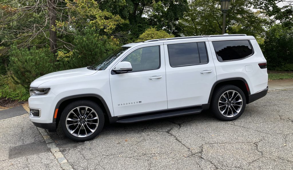 2022 Jeep Grand Wagoneer