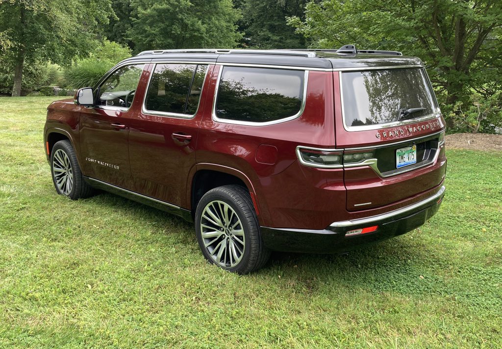 2022 Jeep Grand Wagoneer