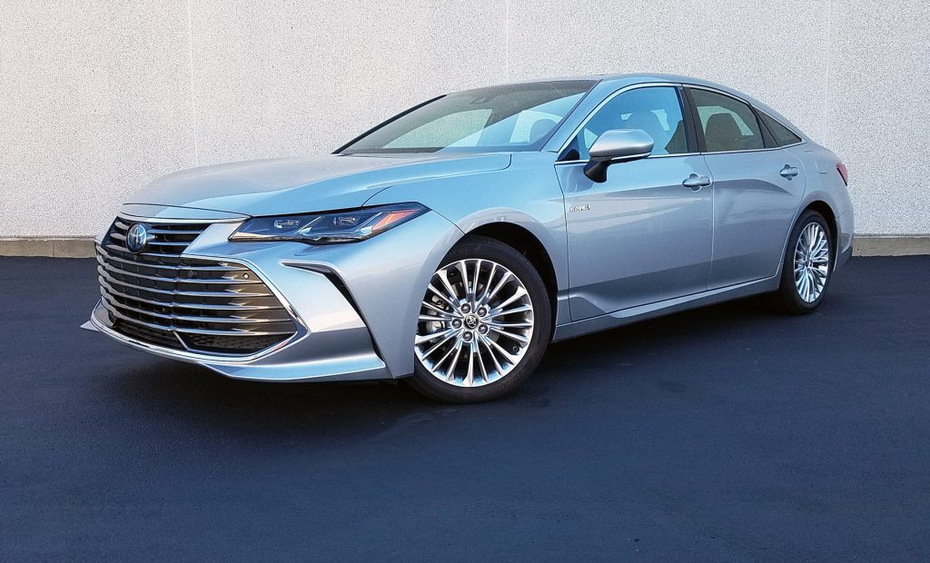 2022 Toyota Avalon Hybrid Limited