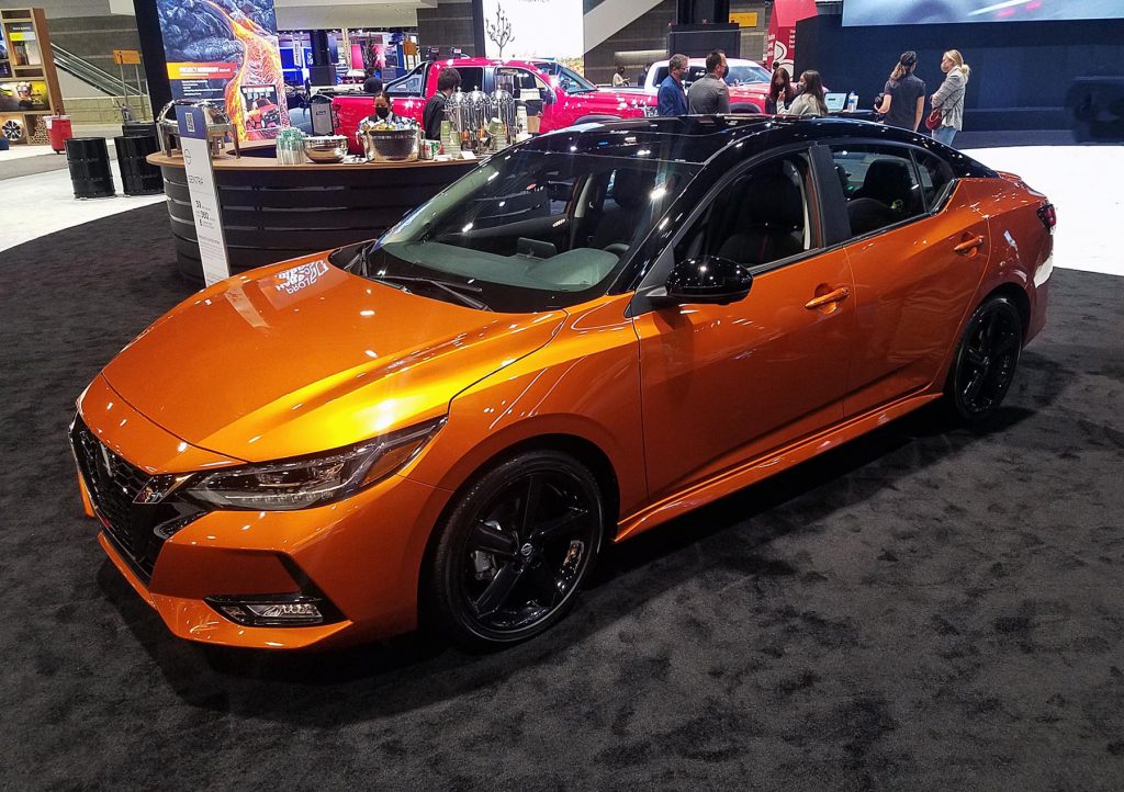 2022 Nissan Sentra in Monarch Orange Metallic/Super Black