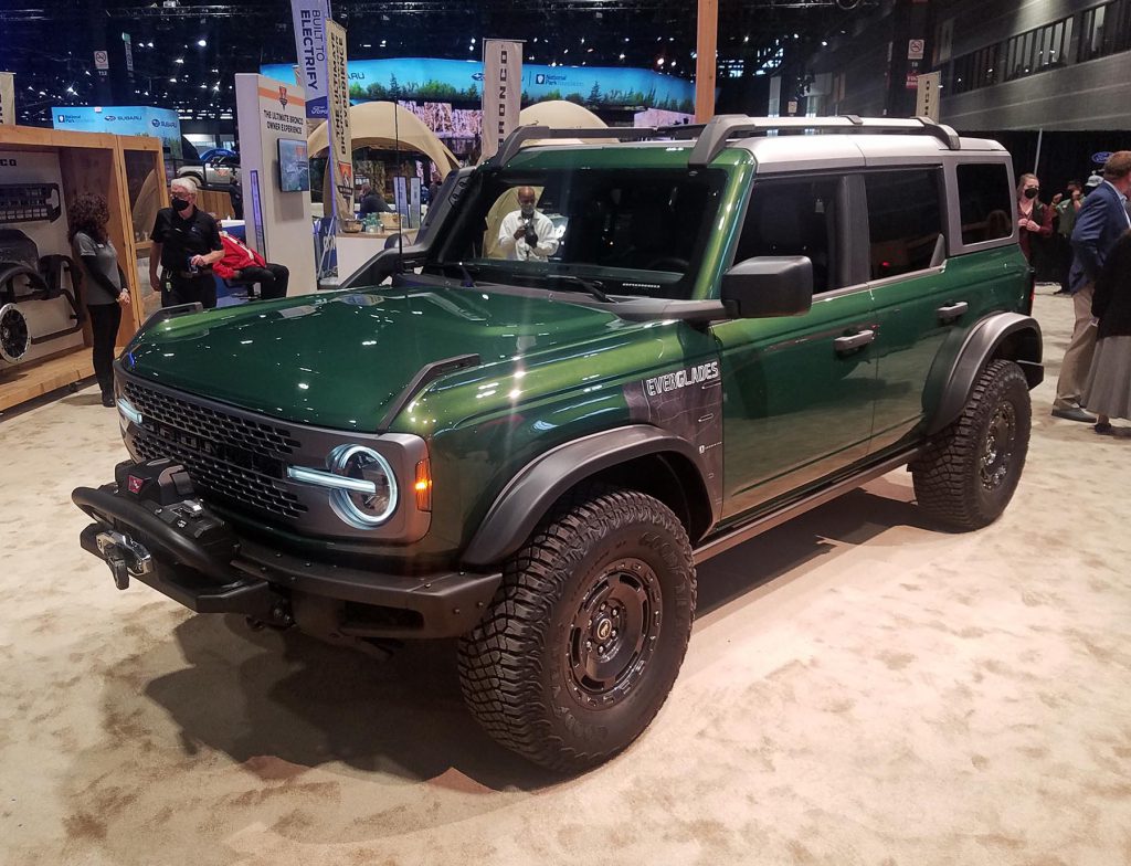 2022 Ford Bronco Everglades in Eruption Green