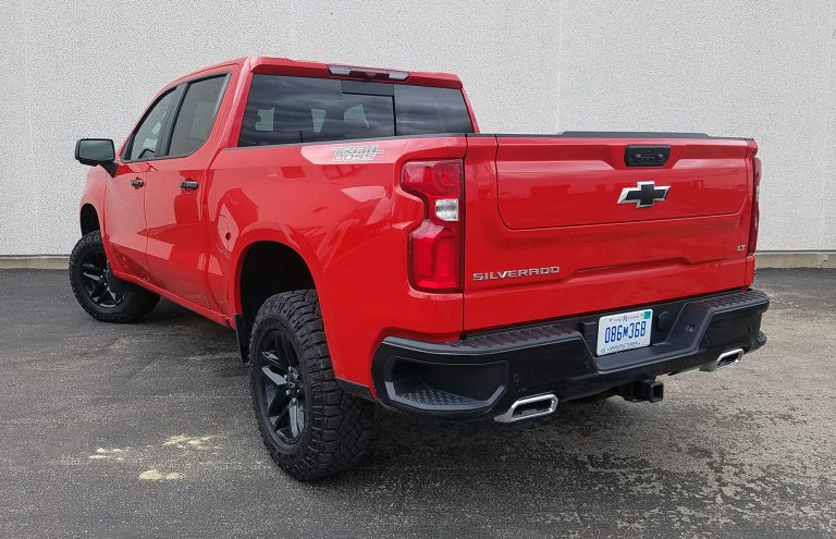 Test Drive: 2022 Chevrolet Silverado Trail Boss | The Daily Drive ...