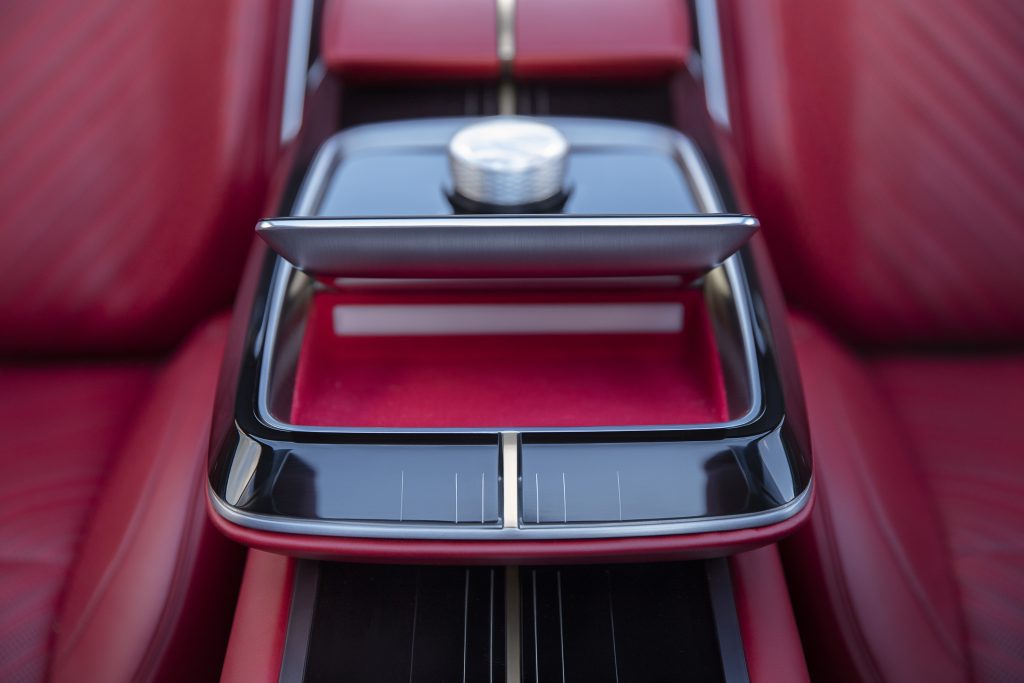 The center console of the CELESTIQ., Cadillac Celestiq . auto show