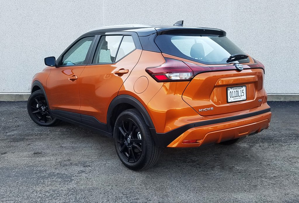 2022 Nissan Kicks SV