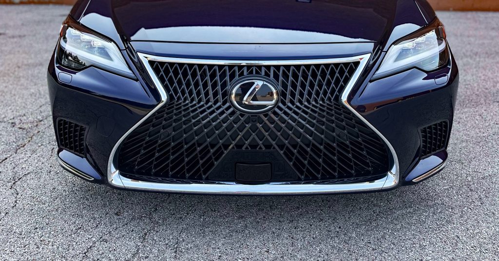 2023 Lexus LS 500h