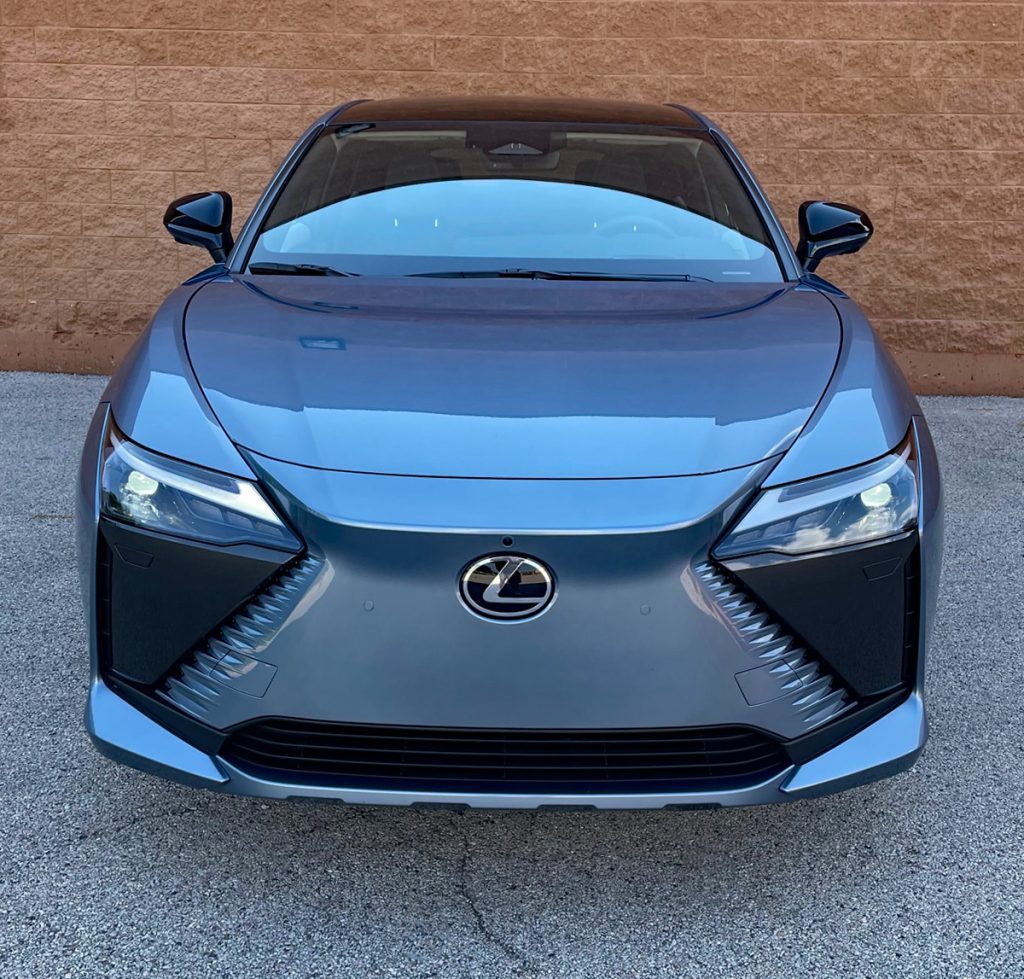 2023 Lexus RZ 450e Luxury