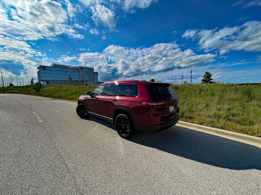 2023 Jeep Grand Cherokee L Altitude