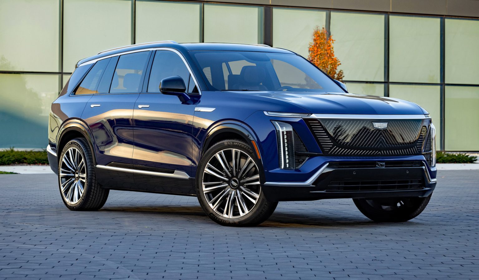 2026 Cadillac Vistiq: Coming Soon | The Daily Drive | Consumer Guide®