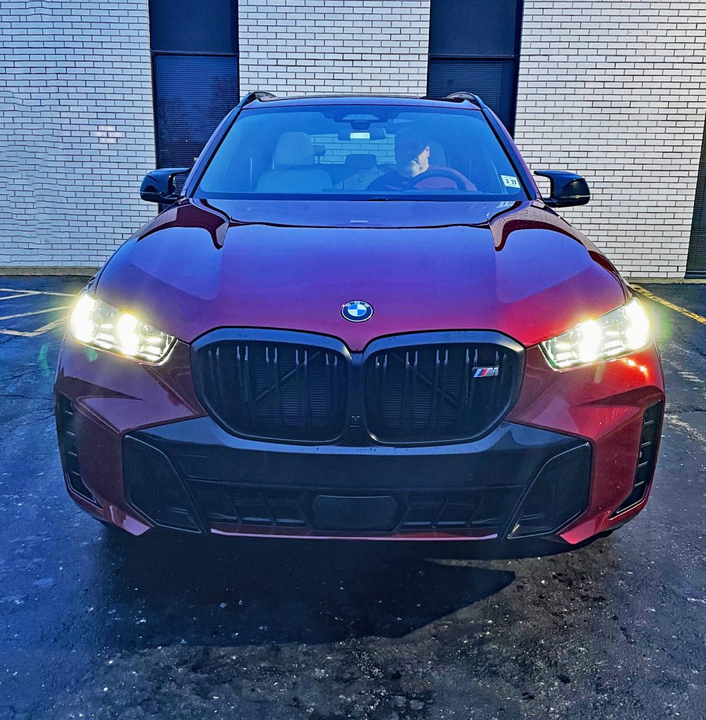 2024 BMW X5 M60i