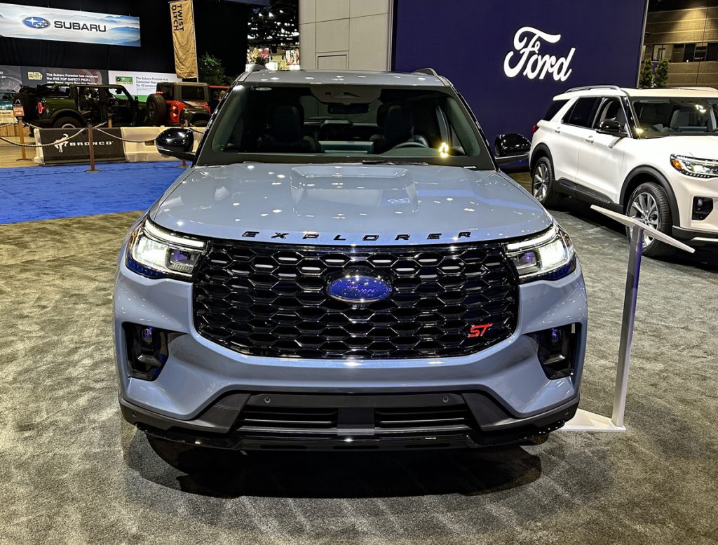 2025 Ford Explorer