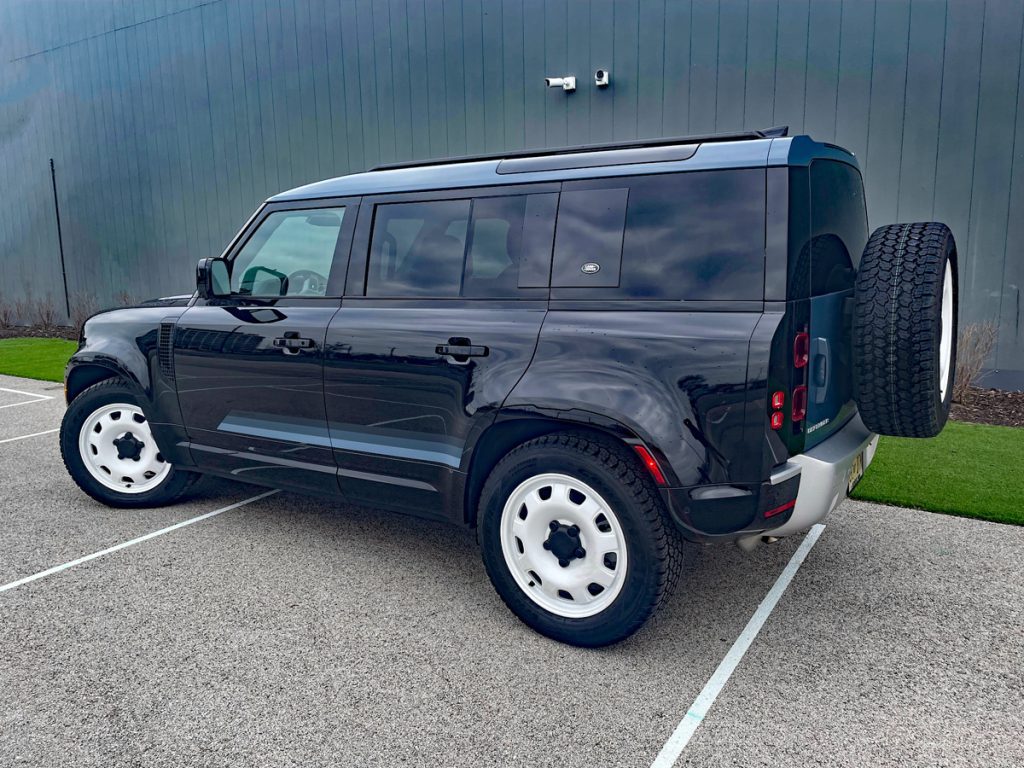 2024 Land Rover Defender 110 S