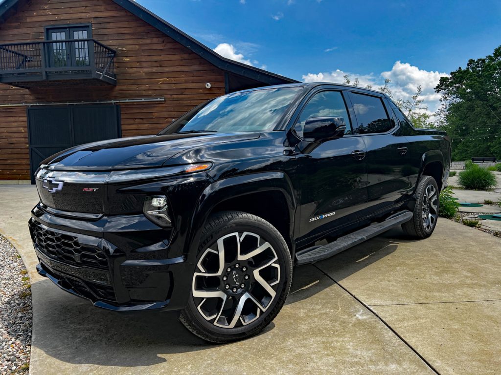 2024 Chevrolet Silverado EV RST