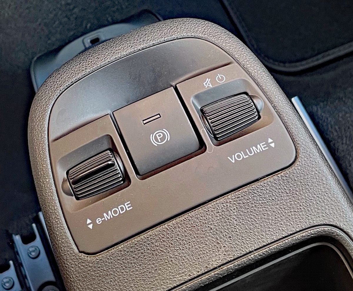 Console controls, drive modes