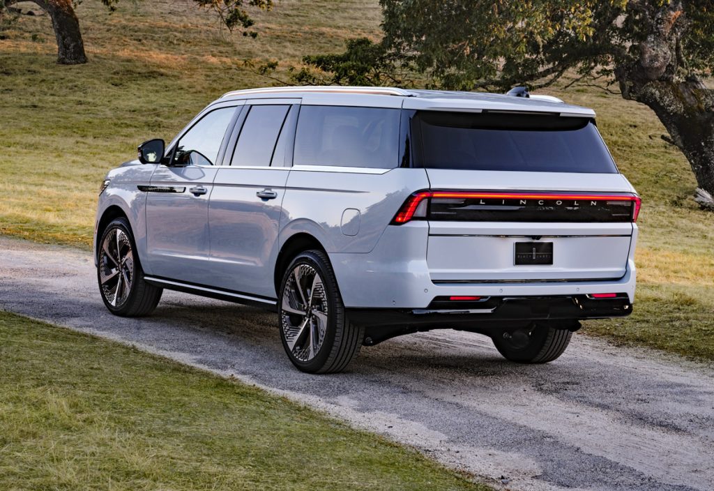 2025 Lincoln Navigator L Black Label