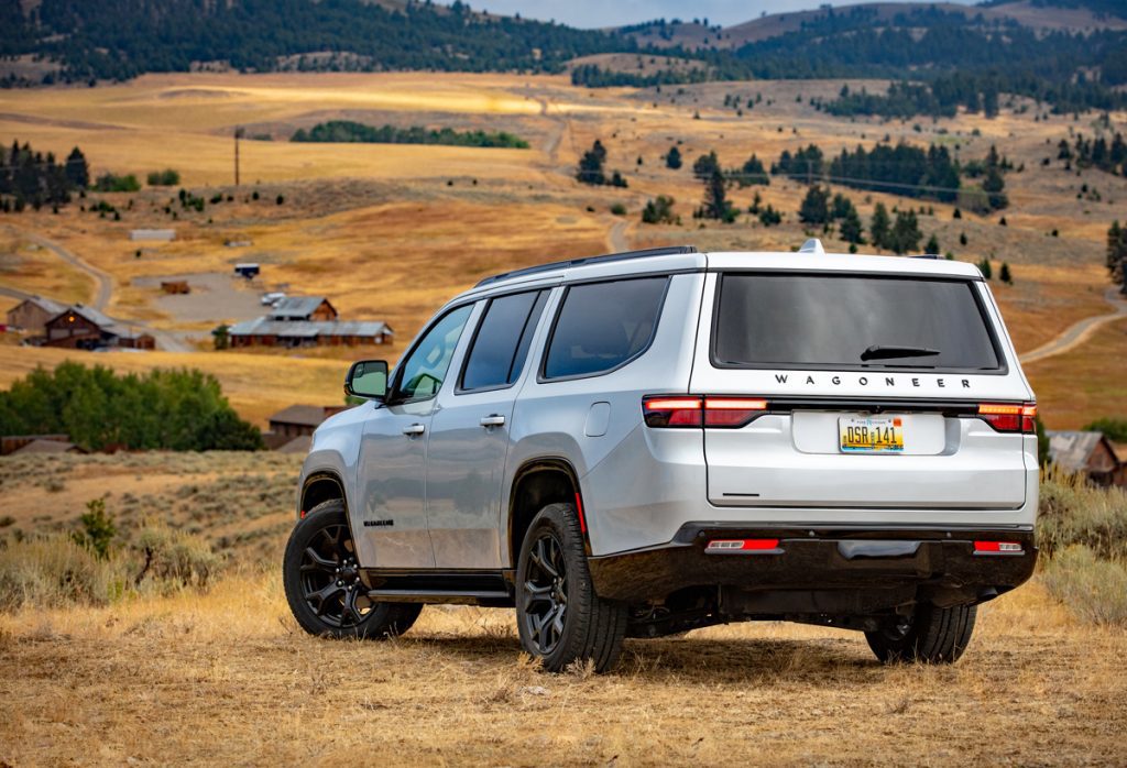 2025 Jeep Wagoneer L Carbide