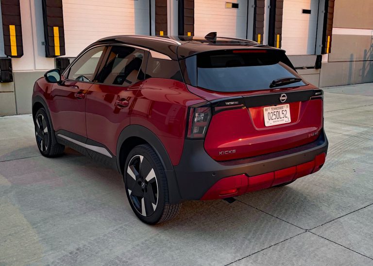 2025 Nissan Kicks SR Review, Prices, and Specs The Daily Drive