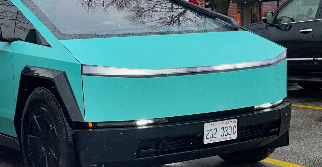 Tesla Cybertruck, Teal Wrap