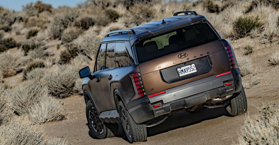 2026 Hyundai Palisade XRT Pro, rear view, off-road