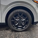 2025 Kia Carnival Hybrid SX Prestige, black wheels