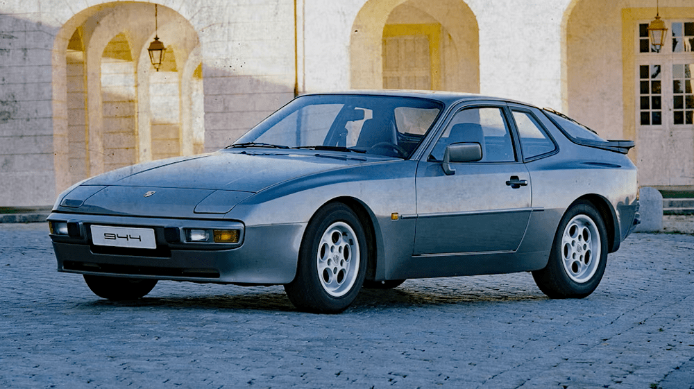 Porsche 944, Blue