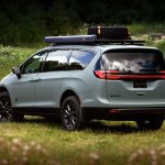 Chrysler Pacifica Grizzly Peak Concept, rear 3/4