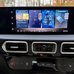 2026 Nissan Sentra SL, touchscreen, console,