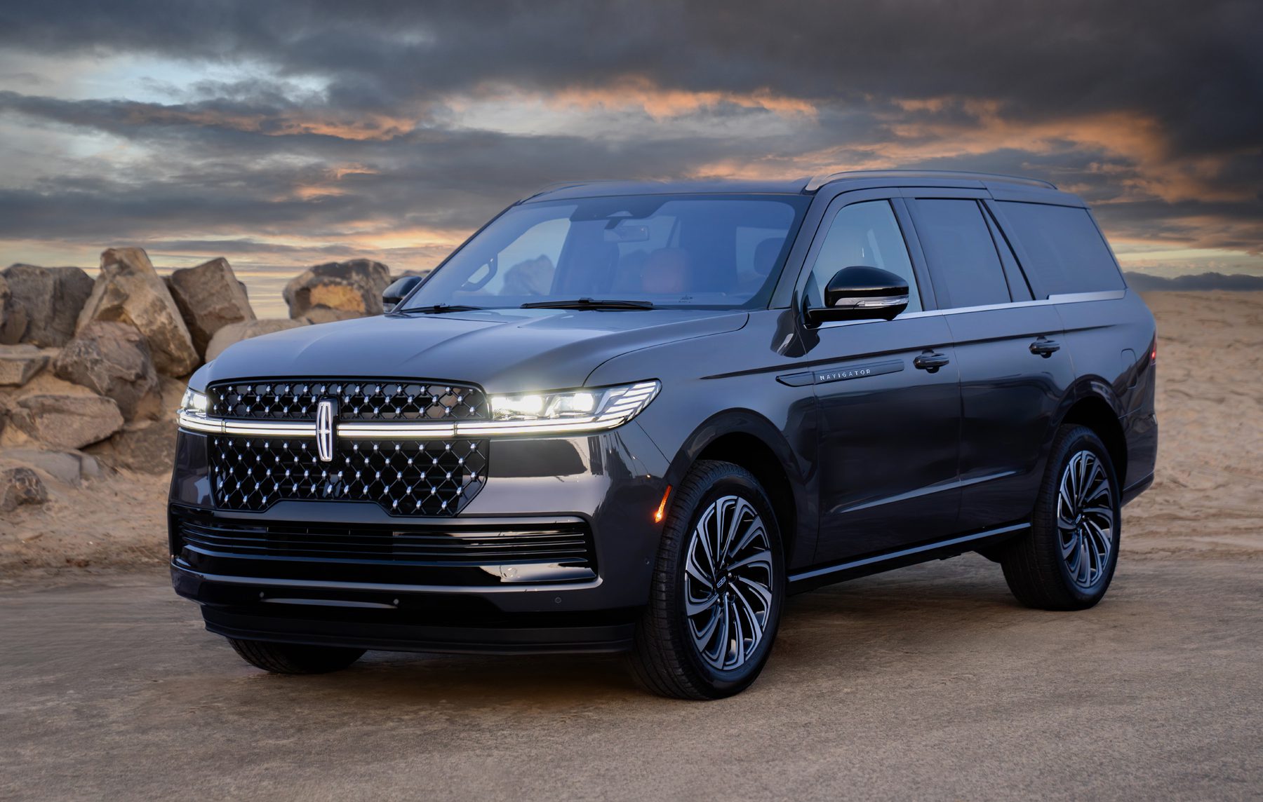 2026 Consumer Guide Best Buy, Lincoln Navigator