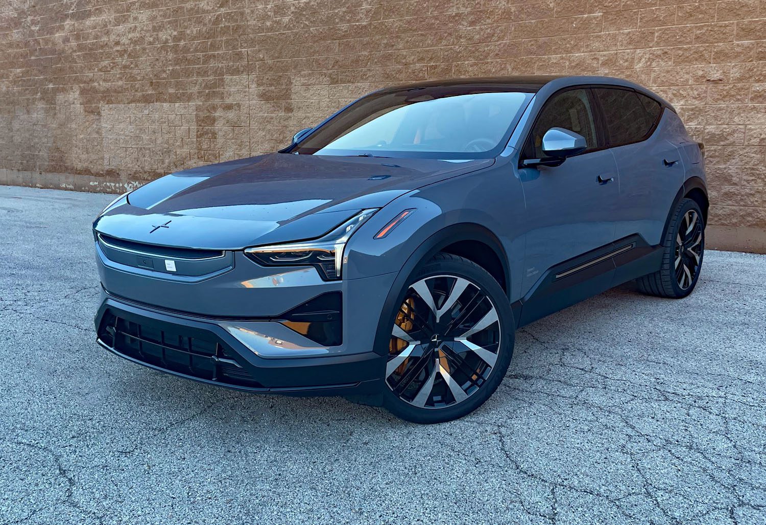 2025 Polestar 3 in Thunder. Front 3/4 view.