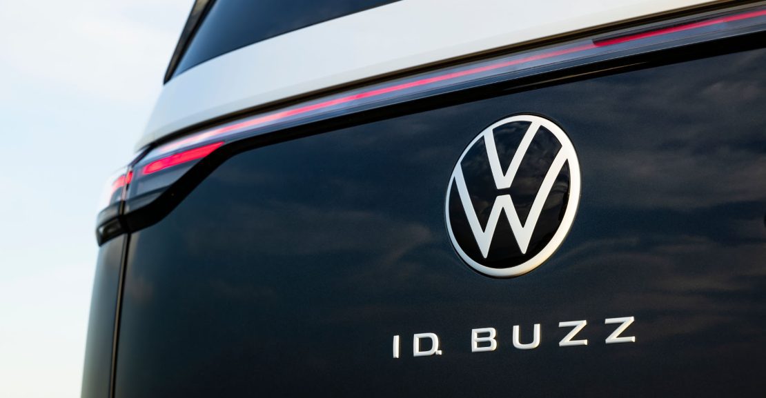 2025 Volkswagen ID. Buzz, decklid badge, hatch badge,