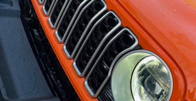 2025 Jeep Wrangler Sahara in Joose, grille detail, grille close-up