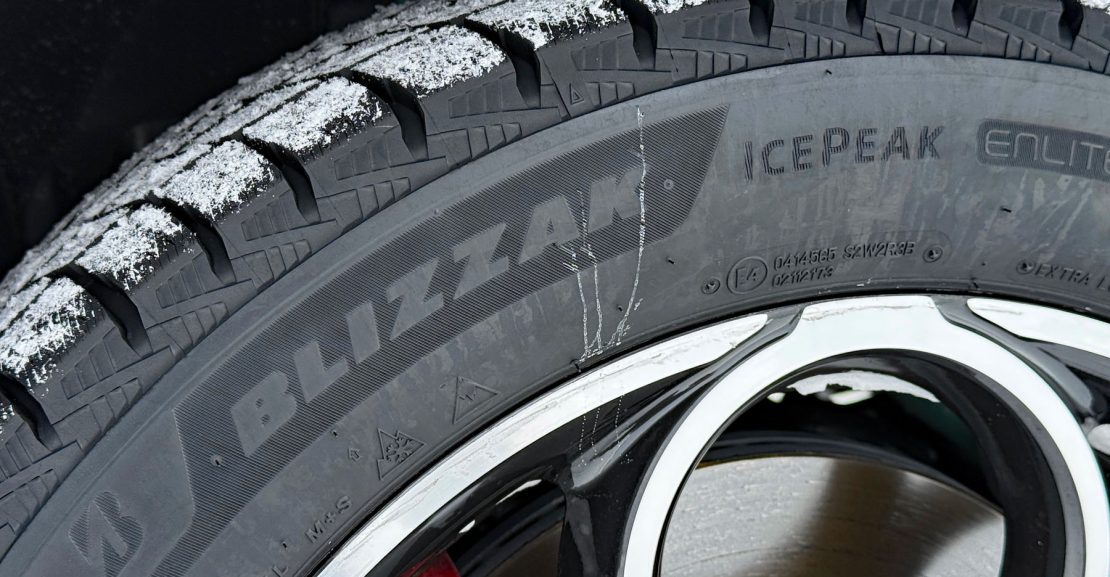 Bridgestone Blizzak IcePeak