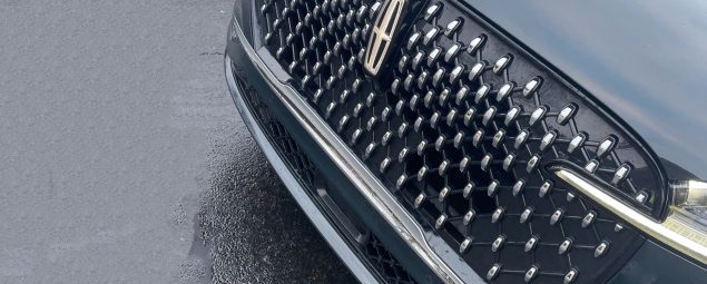 2026 Lincoln Aviator Black Label in Cenote Green, grille detail,