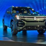 2027 Volkswagen Atlas, New York Auto Show, Reveal, front 3/4 view,