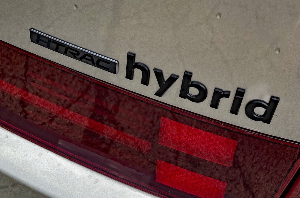 Shimmering Silver, hybrid badge,