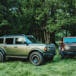 2027 Ford Bronco Filson, parked, green and Red, Ford photography